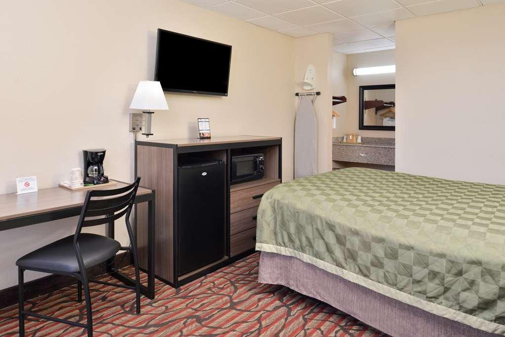 Americas Best Value Inn West Monroe Room photo