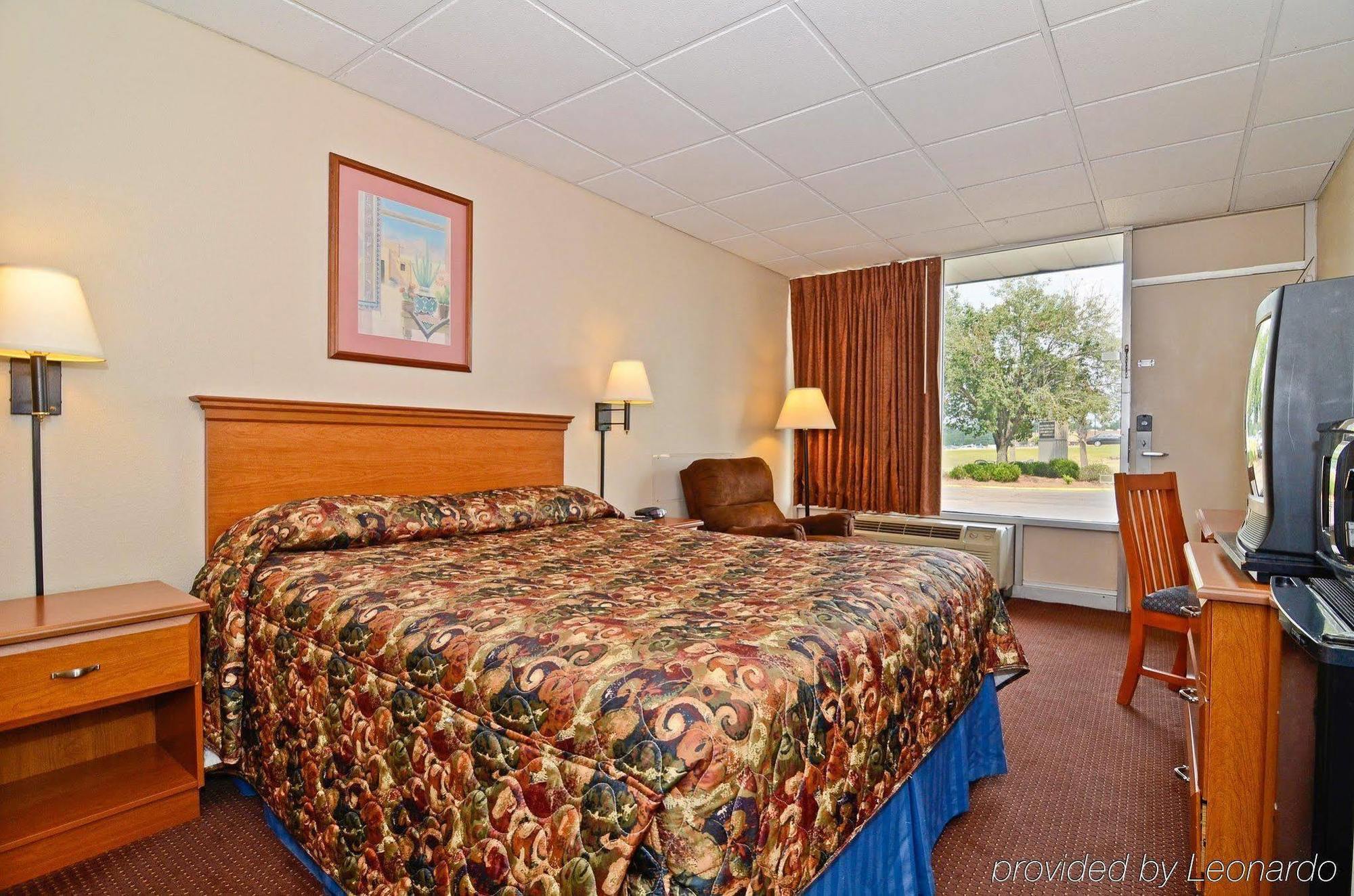 Americas Best Value Inn West Monroe Exterior photo